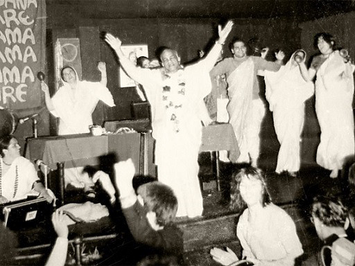 Srila Prabhupada and devotees chanting in London, 1969